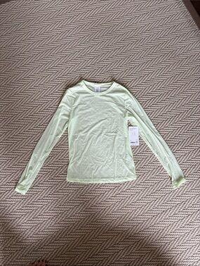 Athleta NWT Soft Powermesh Light Green Top